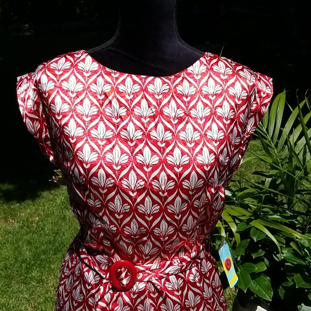 Forever 21 NWT Sz M Belted Dress - Picture 2 of 6